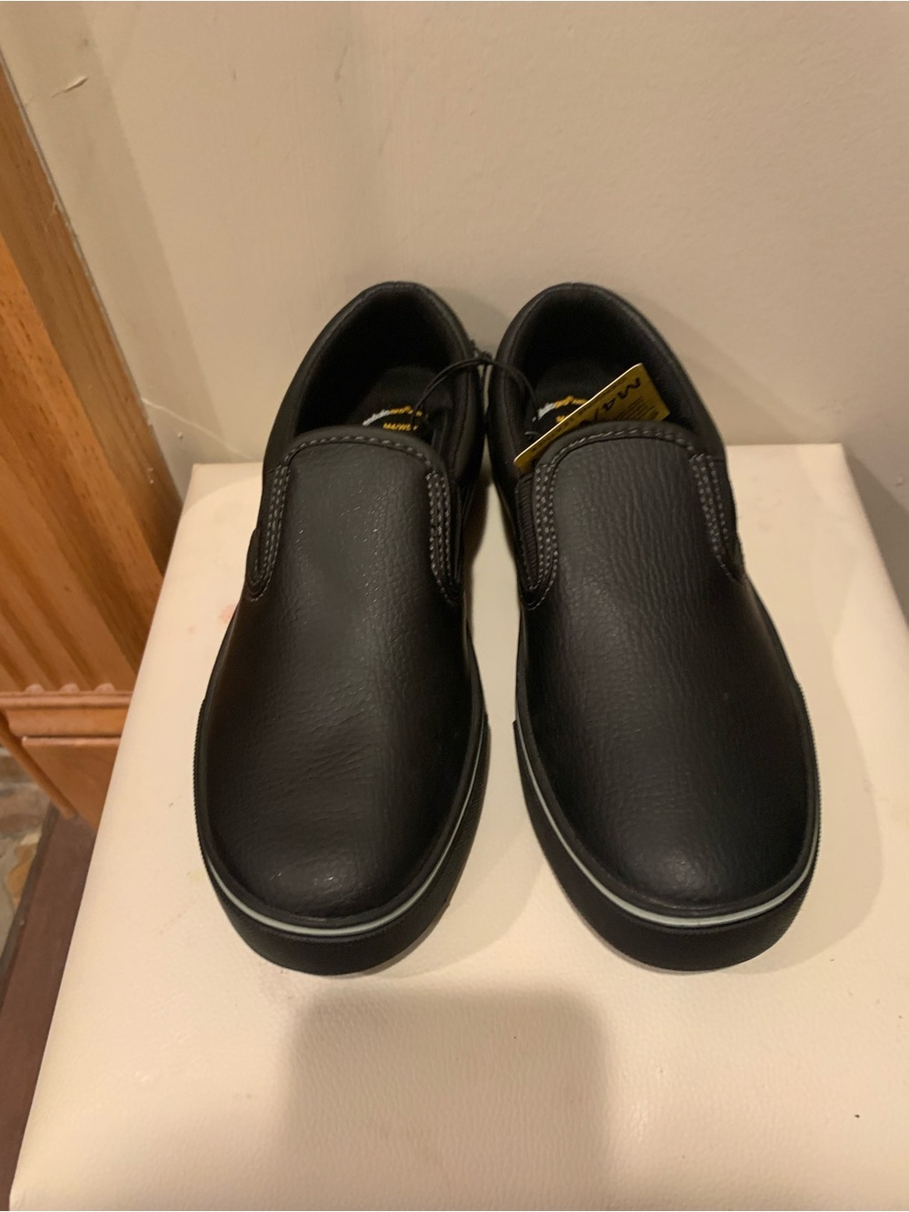New Woman’s Classic Black Slip-On Work Loafers. Size 5W